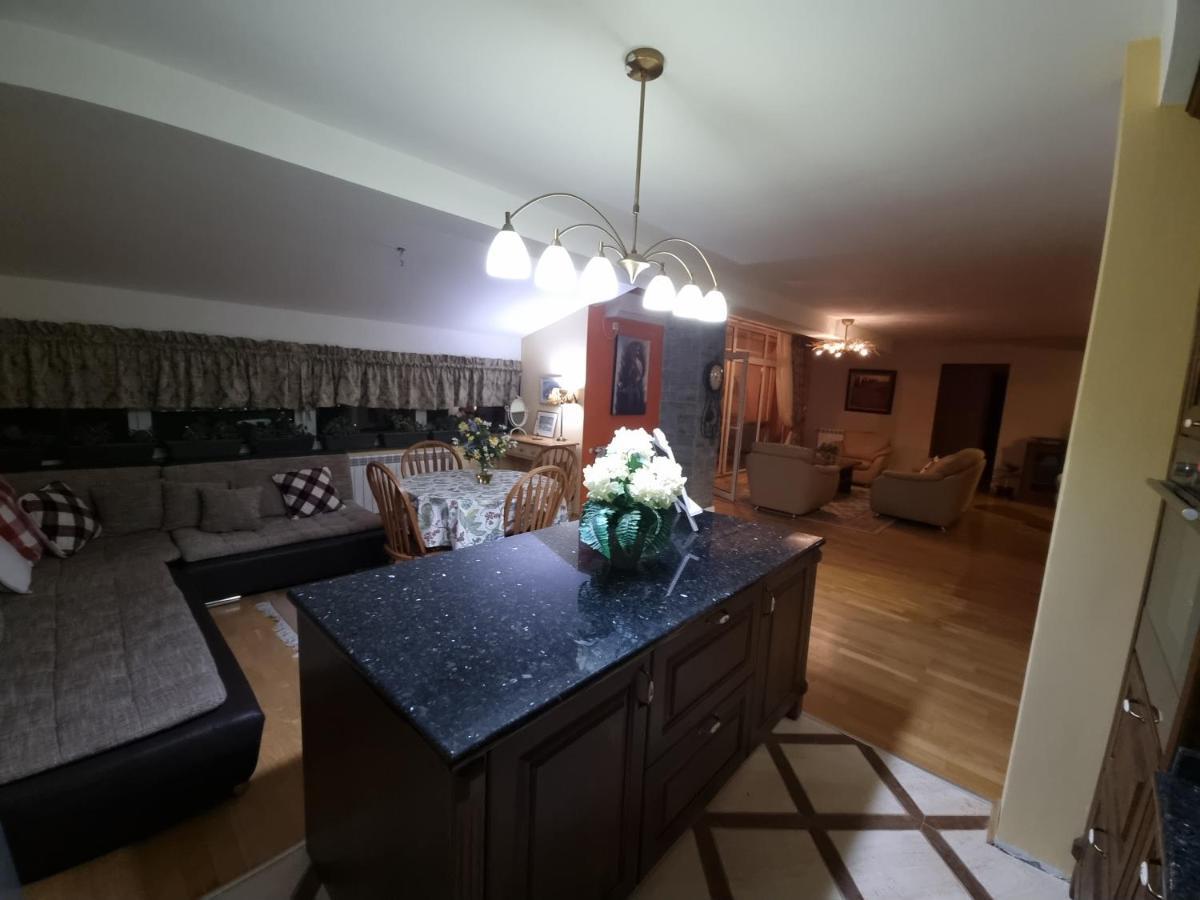 Villa Diana Apartments Σκόπια Εξωτερικό φωτογραφία