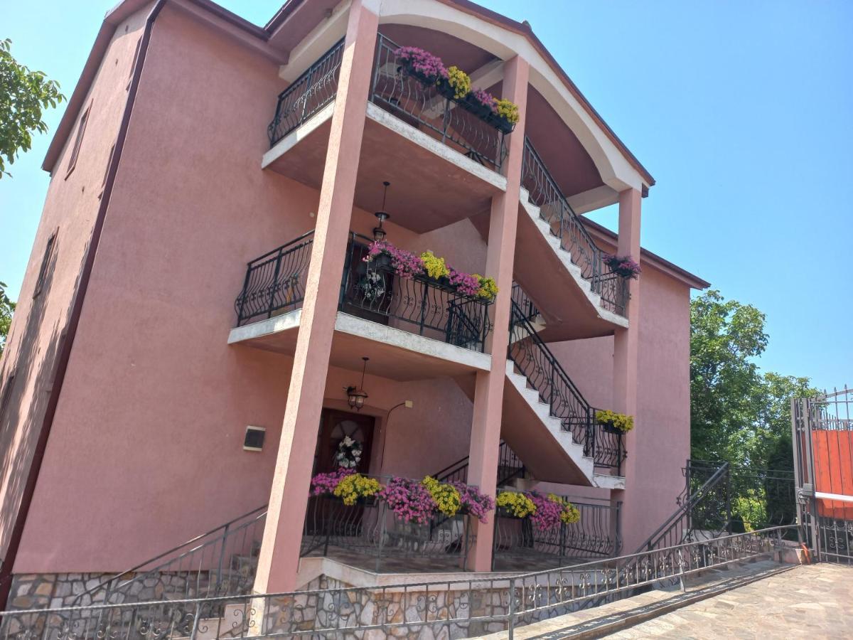 Villa Diana Apartments Σκόπια Εξωτερικό φωτογραφία